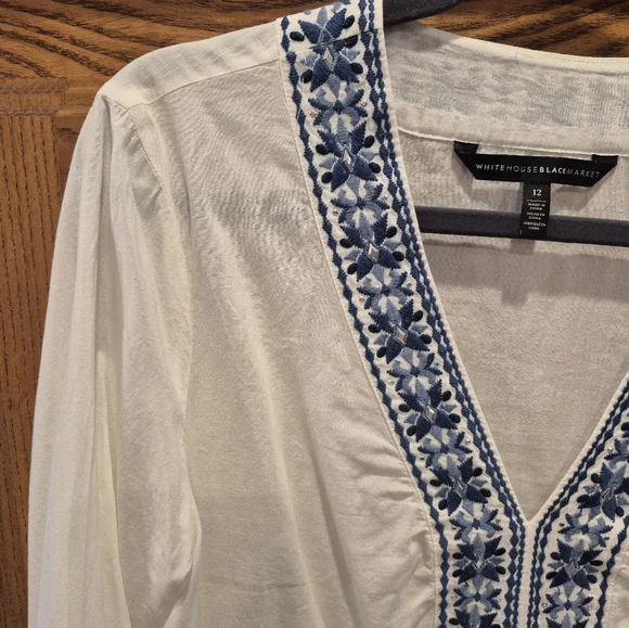 White House Black Market White & Blue Embroidered Tunic Top - Picture 5 of 10